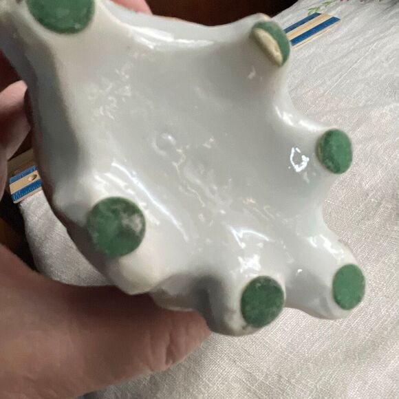 Vintage Bachelor Boy ornate flower vase. - Picture 5 of 6